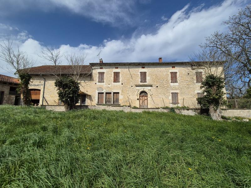 Bastide - 378 m² - 15 pièces