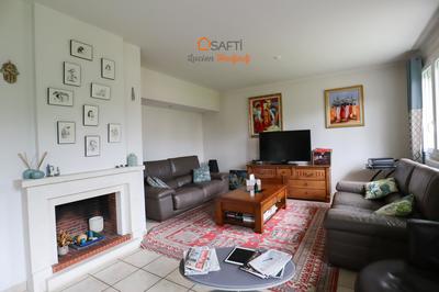 Maison - 158 m² - 7 pièces