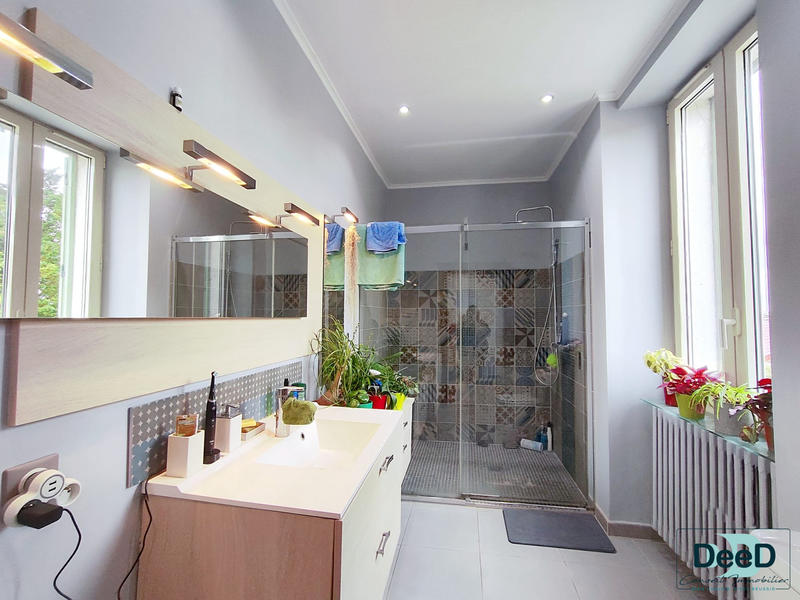 Maison ancienne - 220 m² - 8 pièces