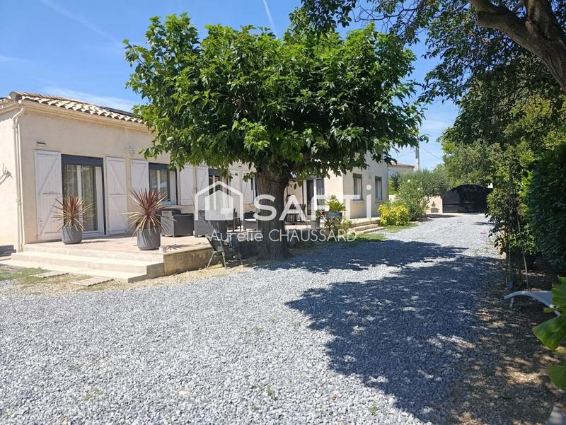 Maison - 220 m² - 7 pièces