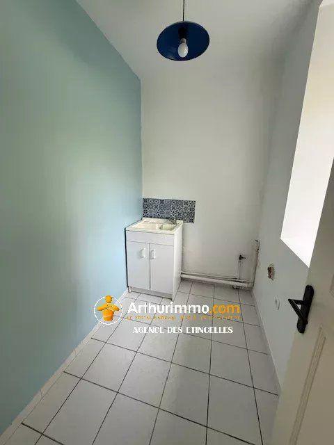 Maison - 212 m² - 7 pièces