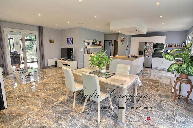 Maison - 150 m² - 4 pièces