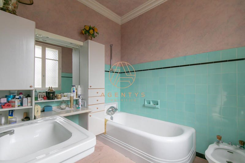 Maison ancienne - 152 m² - 7 pièces