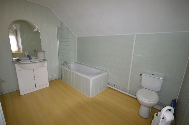 Maison - 136 m² - 6 pièces