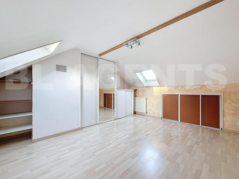Maison - 146 m² - 6 pièces