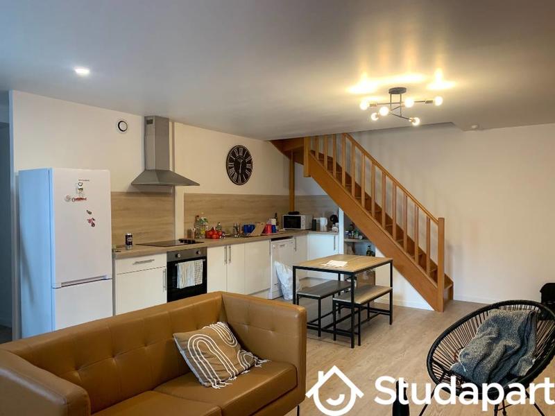 Chambre - 10 m² - 1 pièce