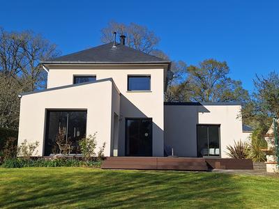 Maison - 110 m² - 4 pièces