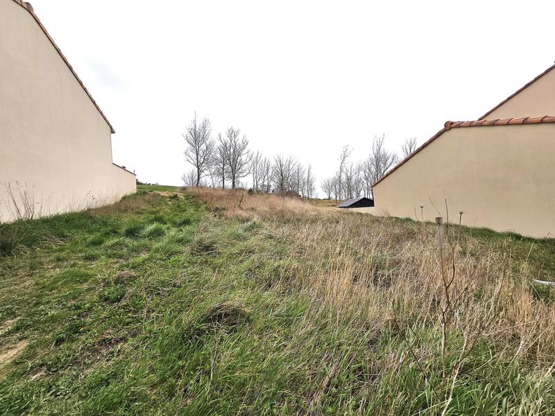 Terrain constructible - 621 m²