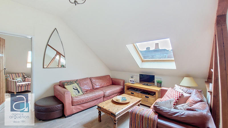 Appartement - 77 m² - 6 pièces