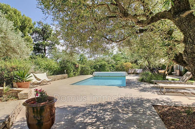 Villa - 189 m² - 6 pièces