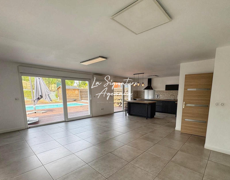 Maison - 134 m² - 5 pièces