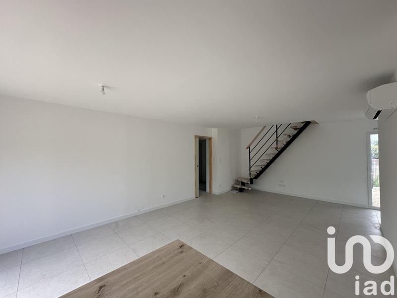 Maison - 94 m² - 5 pièces