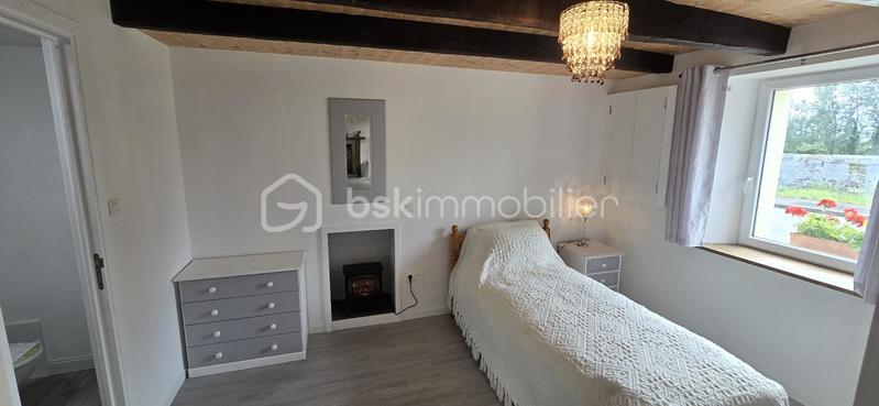 Maison - 244 m² - 9 pièces