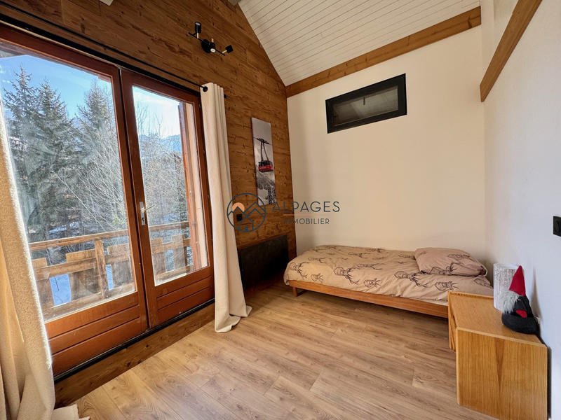 Appartement - 130 m² - 8 pièces