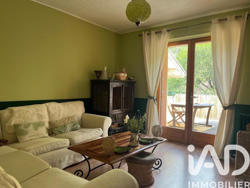 Maison - 160 m² - 8 pièces