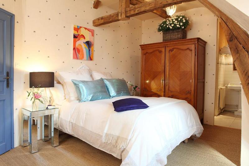 Maison - 250 m² - 9 pièces