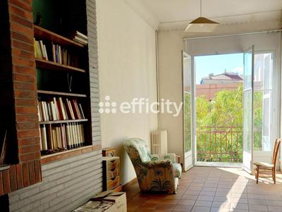 Appartement - 99 m² - 5 pièces