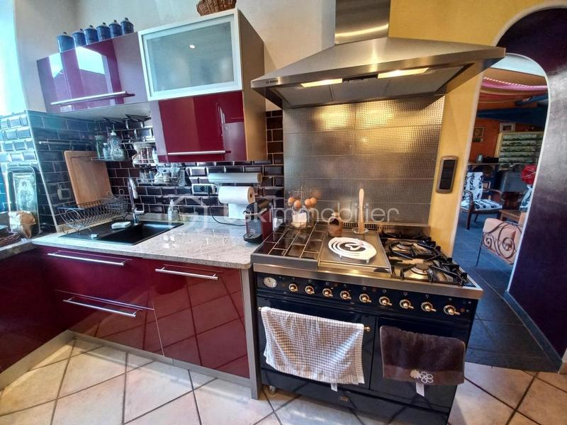 Maison ancienne - 147 m² - 11 pièces