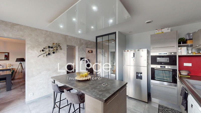 Appartement - 113 m² - 4 pièces