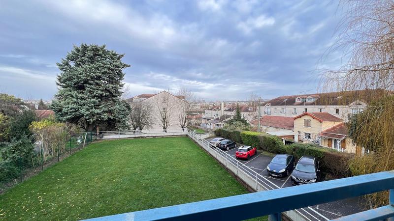 Studio - 32 m² - 1 pièce