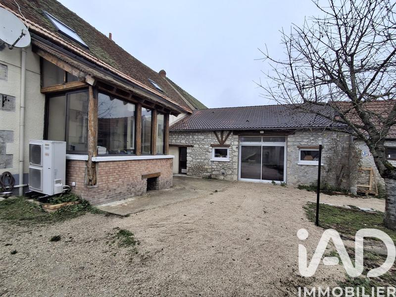 Maison - 161 m² - 7 pièces