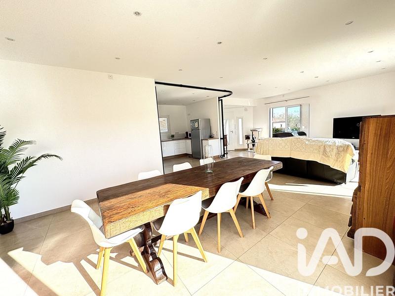 Maison - 138 m² - 5 pièces