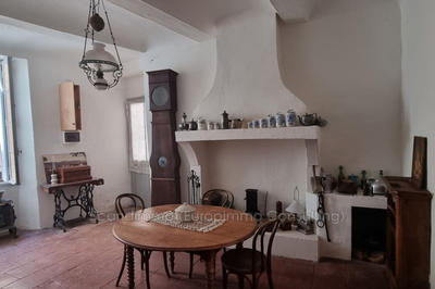 Maison - 142 m² - 7 pièces