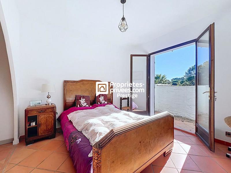 Maison - 185 m² - 5 pièces