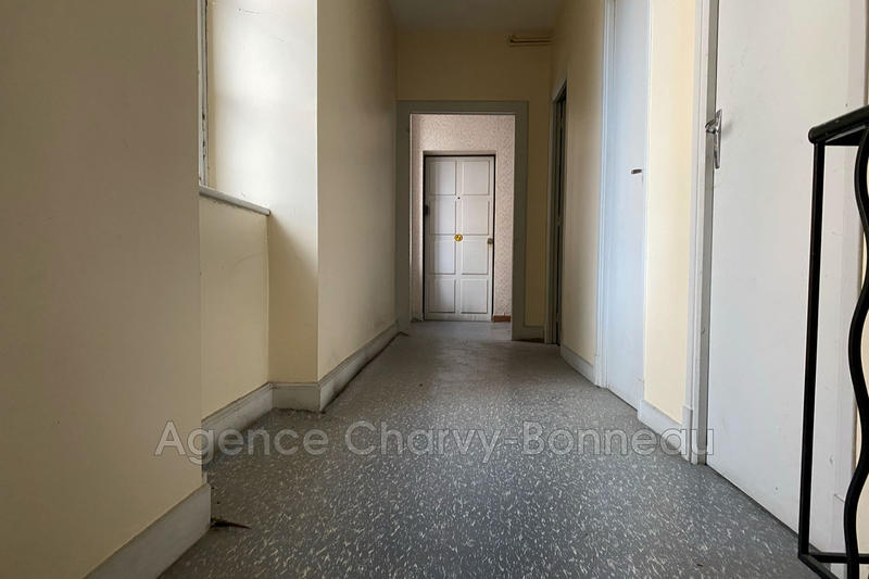 Maison - 190 m² - 8 pièces