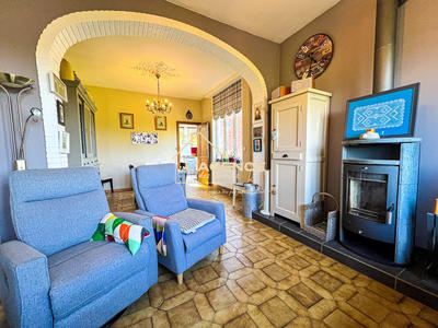 Maison - 162 m² - 7 pièces