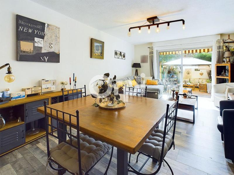 Appartement - 60 m² - 3 pièces