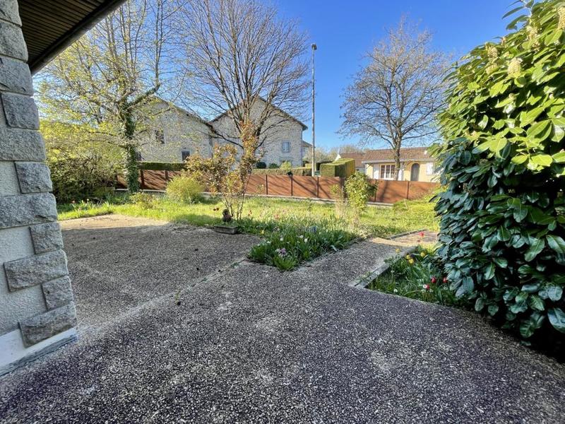 Maison - 210 m² - 7 pièces