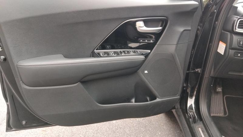 Kia Niro 1.6 GDi 141 Hybride Dct6 Premium Business