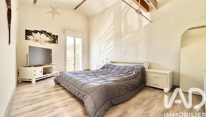 Maison - 234 m² - 7 pièces