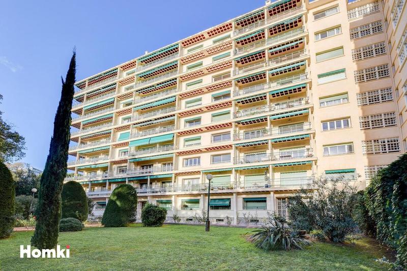 Appartement - 104 m² - 4 pièces