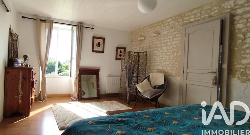 Maison - 198 m² - 5 pièces