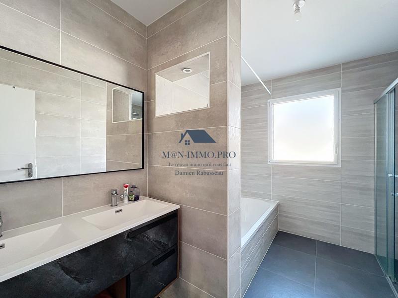 Maison contemporaine - 141 m² - 5 pièces