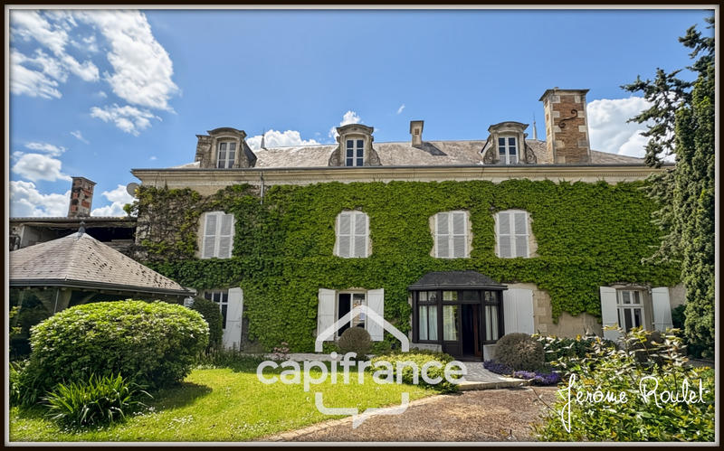 Maison en pierre - 221 m² - 8 pièces