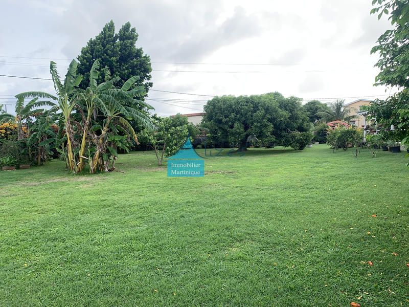 Maison - 230 m² - 6 pièces