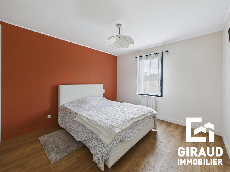 Maison - 93 m² - 4 pièces