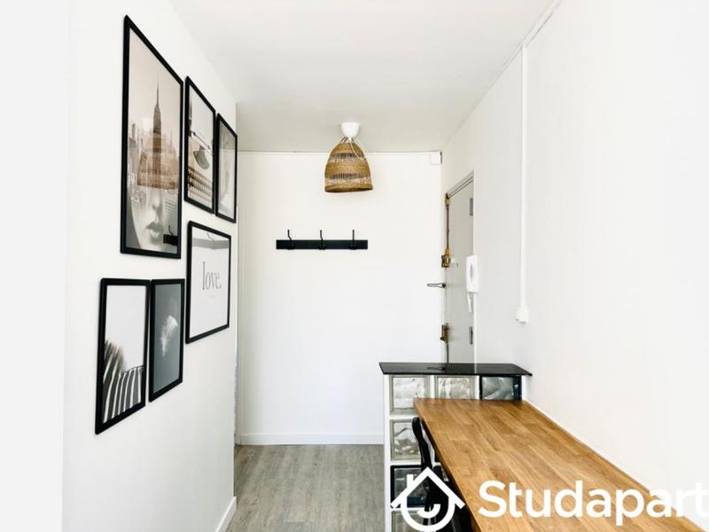 Chambre - 10 m² - 1 pièce