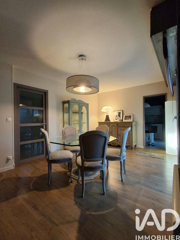 Maison - 210 m² - 6 pièces