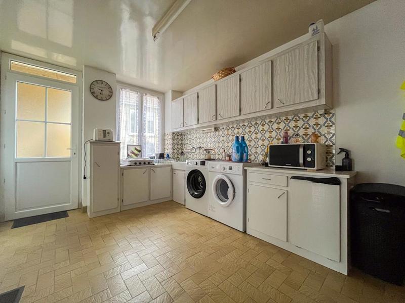 Maison - 165 m² - 8 pièces