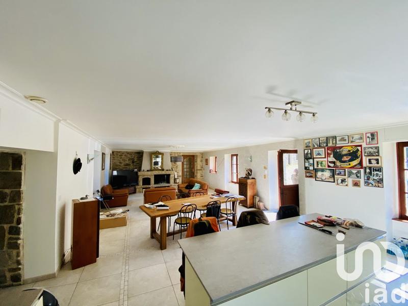 Maison - 301 m² - 11 pièces