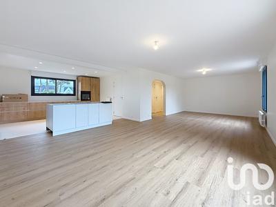 Maison - 166 m² - 8 pièces