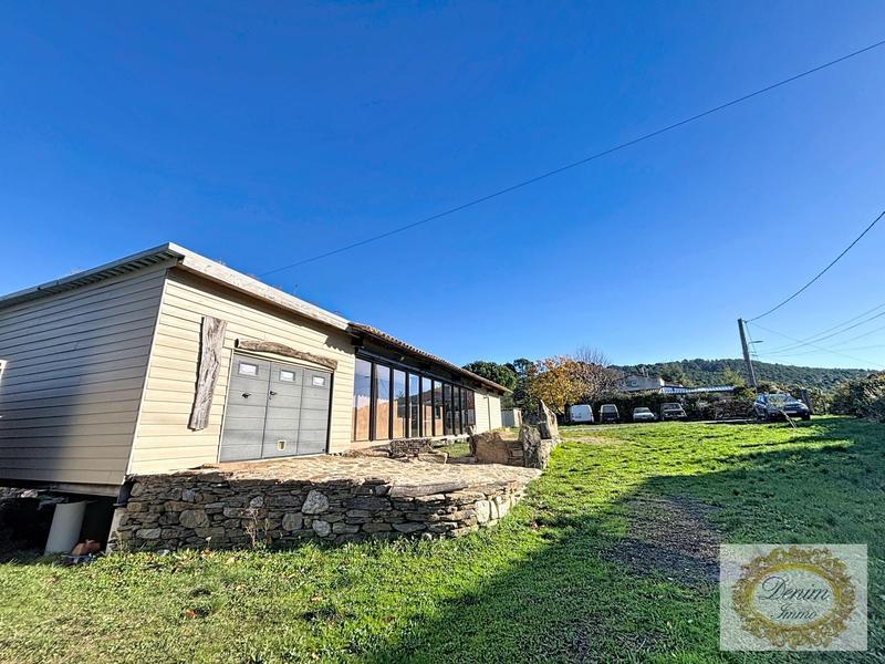 Villa - 165 m² - 6 pièces