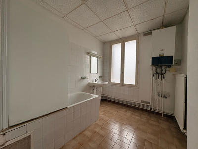 Appartement - 80 m² - 4 pièces