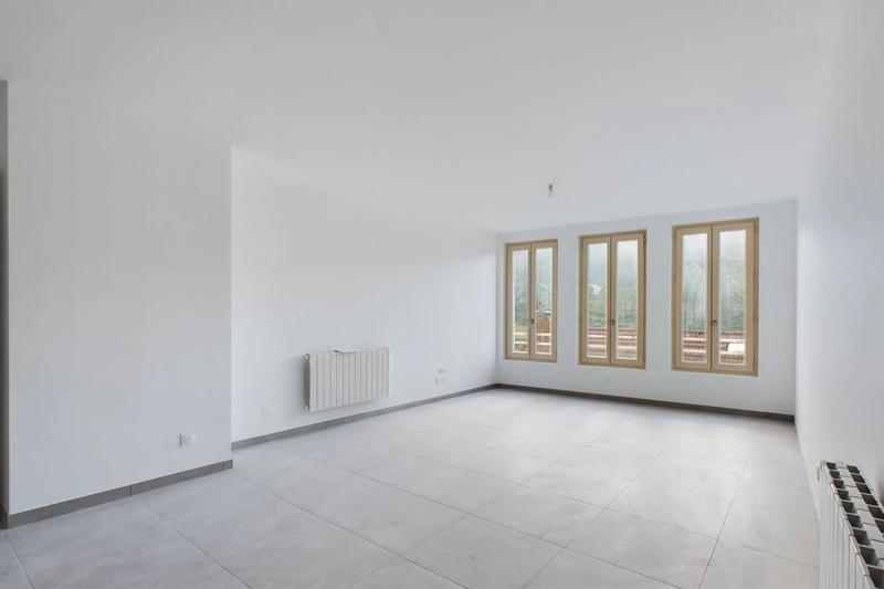 Appartement - 75 m² - 3 pièces