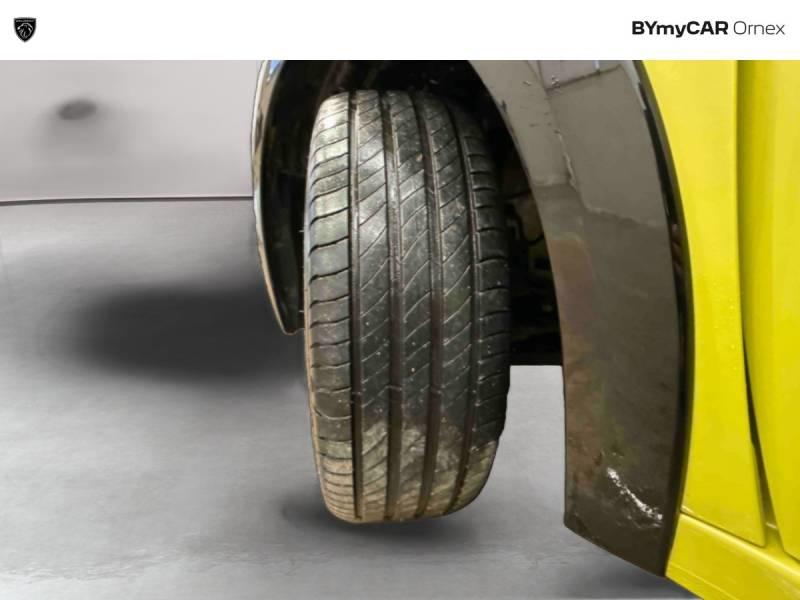 Peugeot 208 Hybrid 136 e-Dcs6 Gt