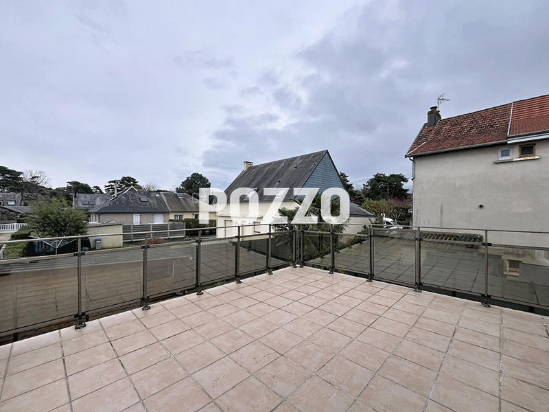 Maison - 178 m² - 6 pièces